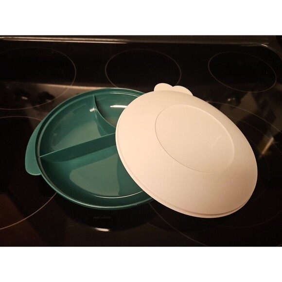 Vintage Tupperware Divided 3 Slot Reheatable Plate W/ Lid Hunter Green 2604B-1 - Picture 1 of 8
